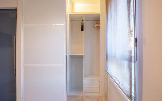 Modern 3bed Apt Next to Madrid Airport, Near Metro