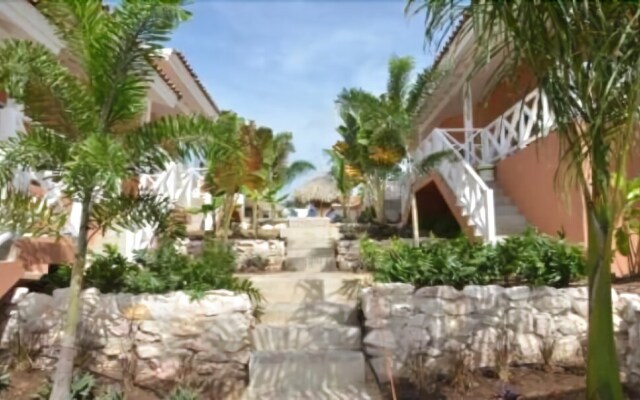 Curinjo Apartments