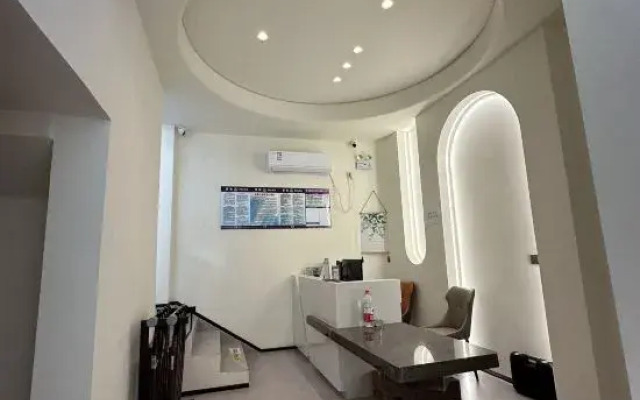 Sanya Panda's Powder House Sea View Beautiful Suites