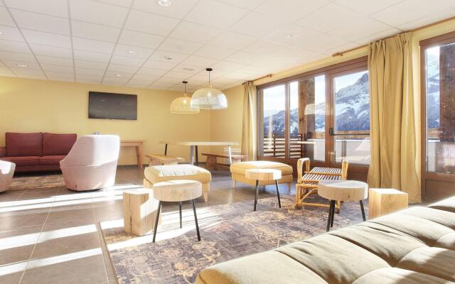 Apartment in the active Pra Loup and Espace Lumière