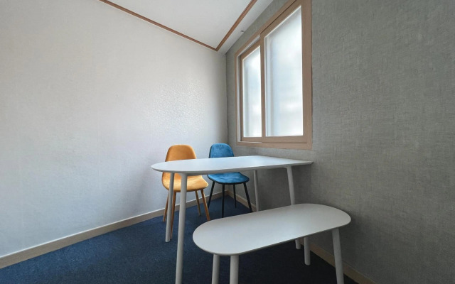 Modern K-style House