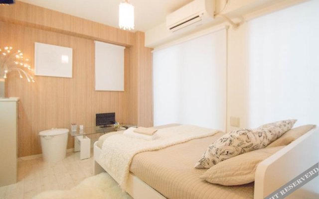 Namba Celeb Court Designers Apartment