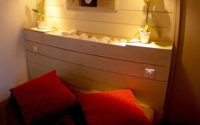 Logis Hotel Le Cheval Noir