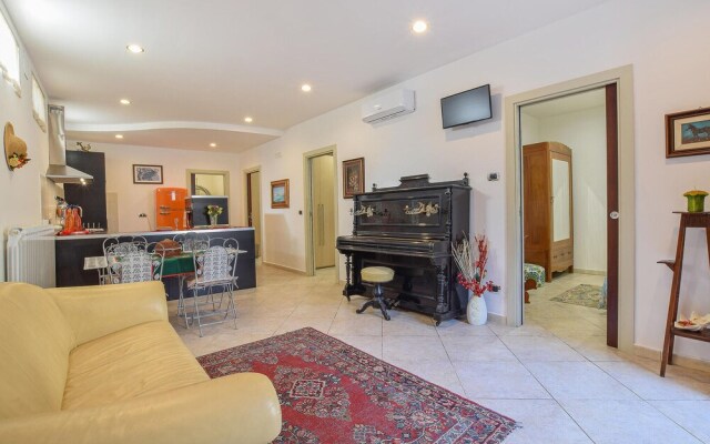 Stunning Apartment in Bari With 3 Bedrooms and Wifi