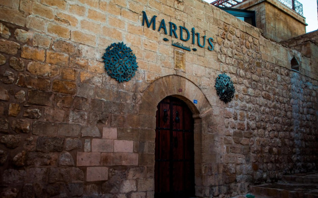 Mardius Tarihi Konak