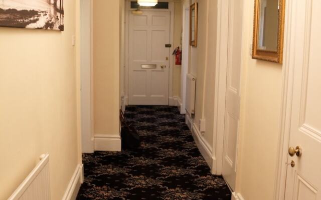 3 Bedroom Apartment On The Royal Mile