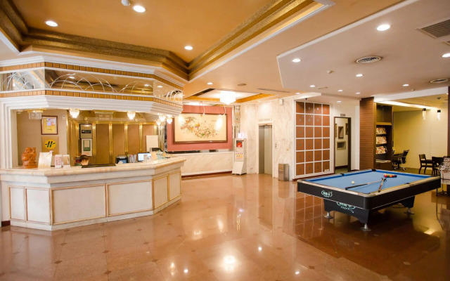 Mou Hotel Luchuan