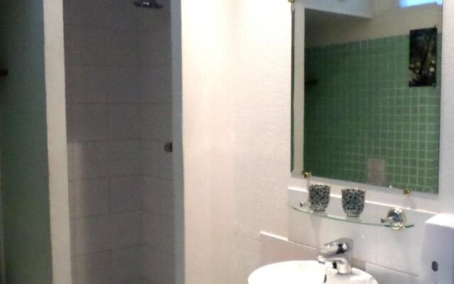 BnB Aix City-Center-Pool-Garage, Villa des Félibres