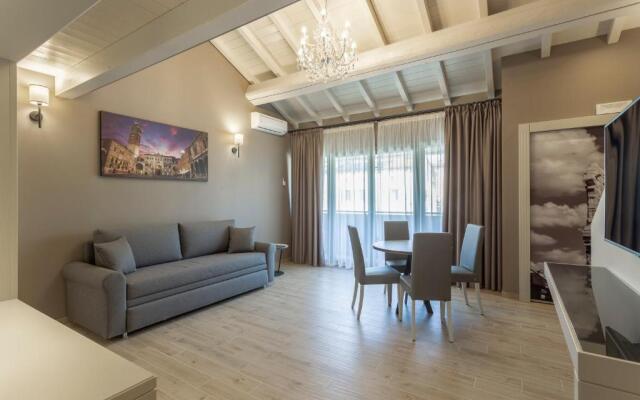 Luxury Apartments San Zeno