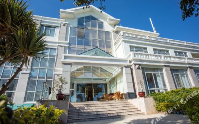 Golden Sands Gulf Hotel