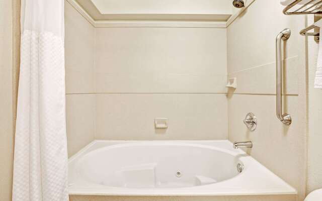 Days Inn by Wyndham Oklahoma City/Moore