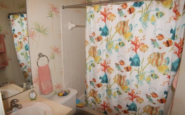 Sea Place 12224 2 Bedroom Condo by Redawning