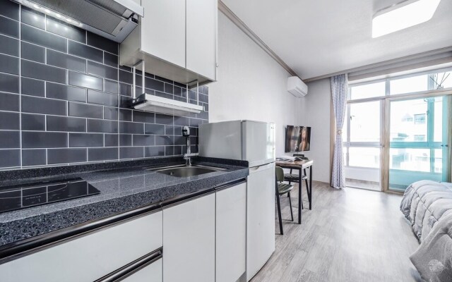 Goseong Gamnamu Pension