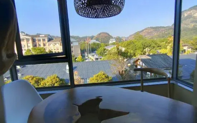Yunshu Shuijing Hostel