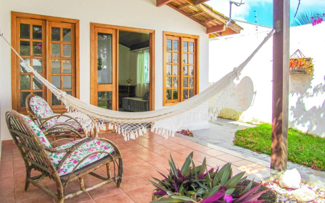 Casa com 4 Suítes, Piscina, Área Gourmet e Wifi