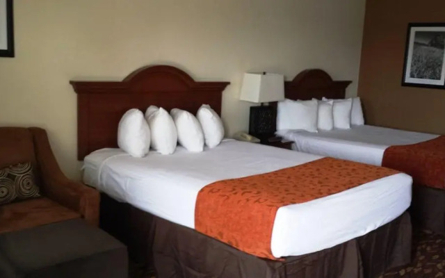 Super 8 by Wyndham Clovis