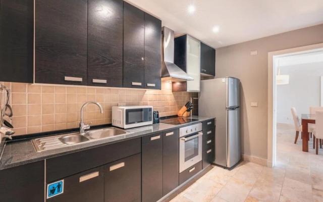Modern 2BR at Fishing Lodge Ba28