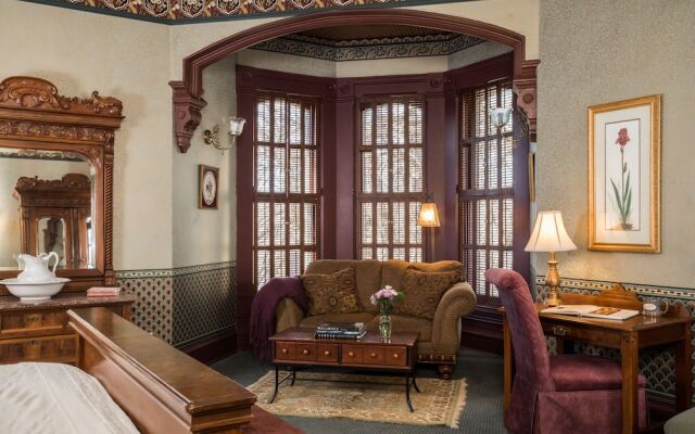 Inn at Pine Terrace