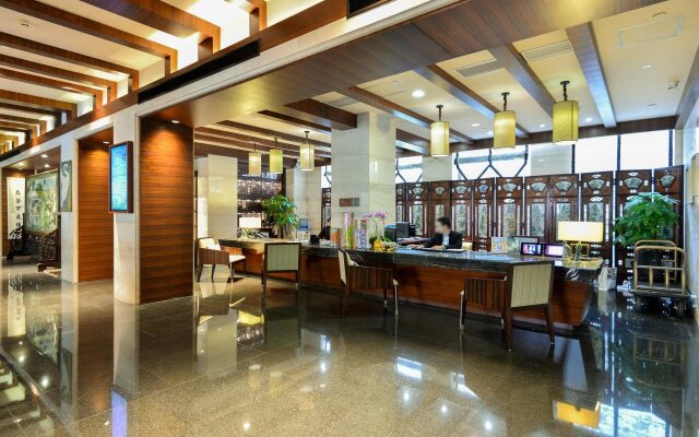 G-LUXE Hongqiao Shanghai by Gloria