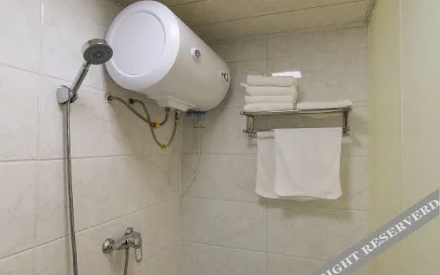 Jiayin Wenjia Holiday Hotel