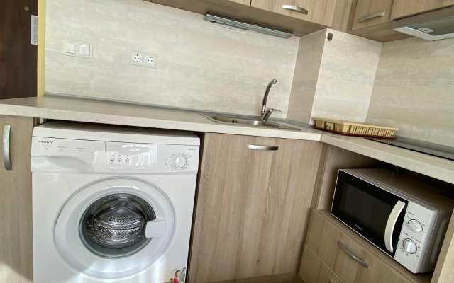 One Bedroom Apartment Admiral Plaza C 45