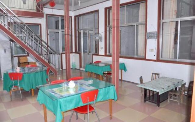 Wujiatai Fenggaoyujia Guesthouse