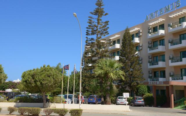 Artemis Hotel Apartments