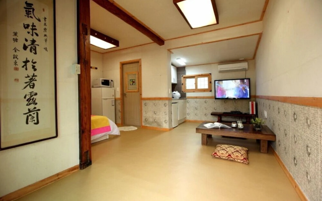 Apple farm stay