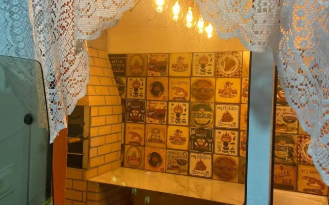 Casa em Bertioga condomínio 250 metros da praia