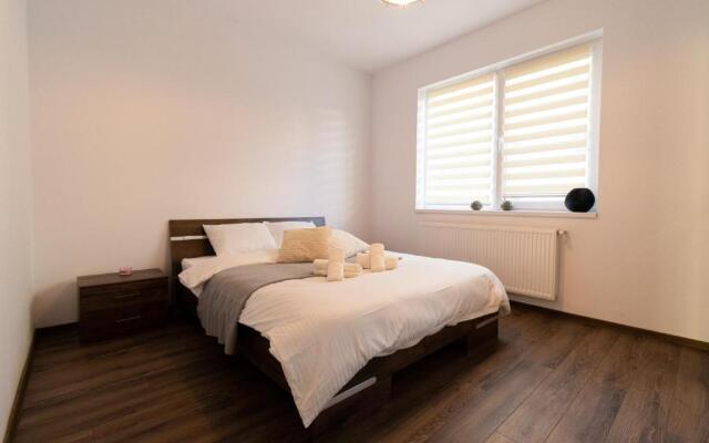 The Nook Apartment - only 15 mins to Poiana Brasov