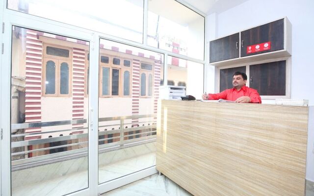 Oyo 24666 Samar Residency