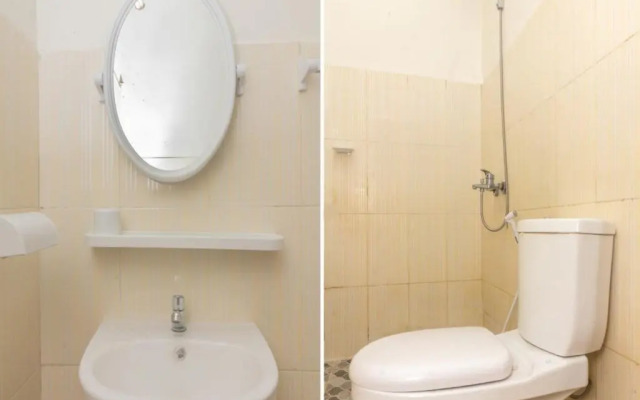 OYO 2410 Intan Hotel