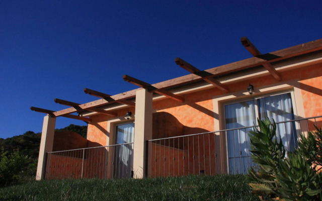 Hotel Pedra Ruja