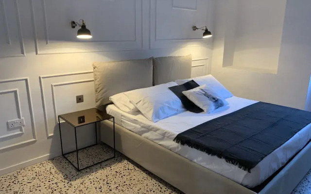 The Burrow City Rooms - Homestay
