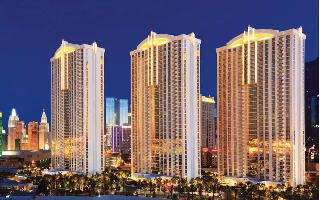 MGM Signature - VIP Vacation Suites