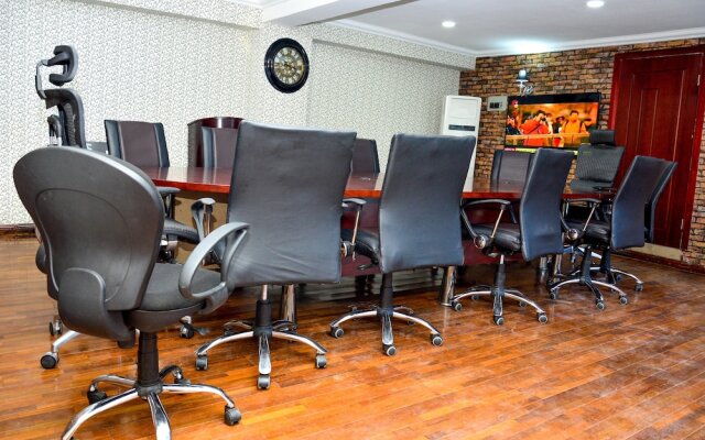 Crystal House International Hotel