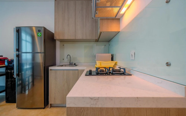 Spacious 1Br At Veranda Residence Puri Apartment