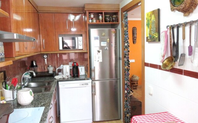 Apartment With 2 Bedrooms in Canet de Mar, With Wonderful Mountain Vie