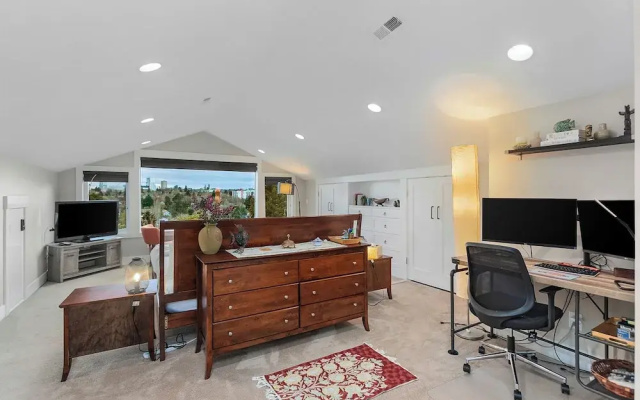 Madrona Bliss A Modern Escape