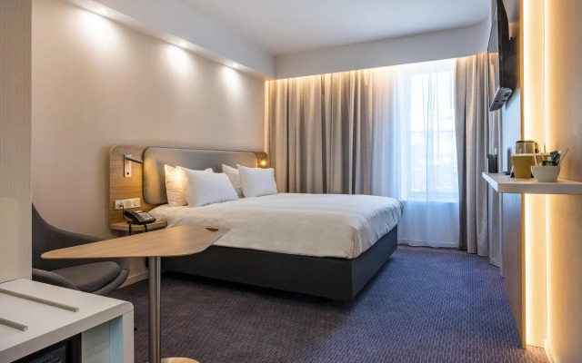 Holiday Inn Express Brussels Airport by IHG