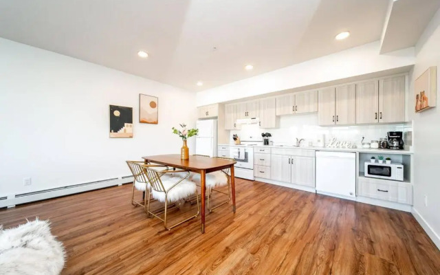 Hot Arabaian NightsCornerPNHSEkingWifiU/G