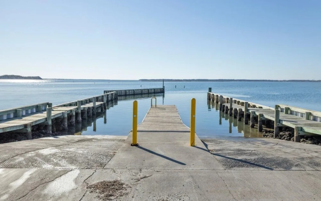 Mi Faro 1 Bedroom Duplex by RedAwning