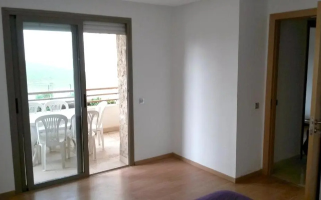 Apartment With 3 Bedrooms in Sidi Bouknadel, With Pool Access and Terr