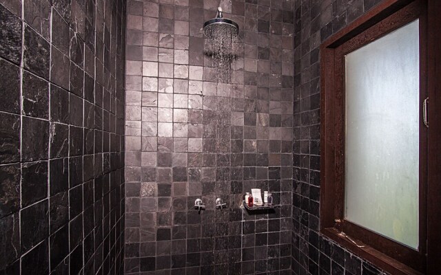 Nirano Villa 21 2 Beds