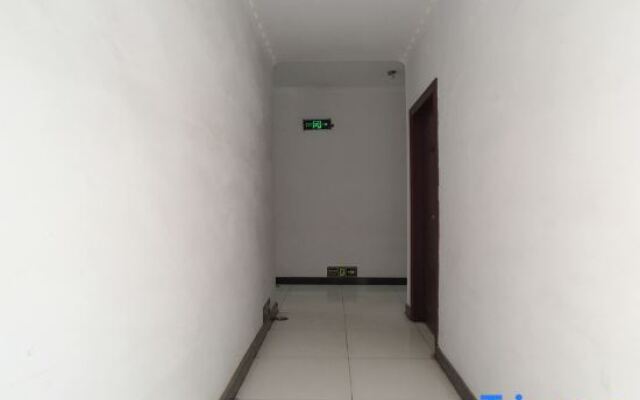 Yingkelai Business Hostel