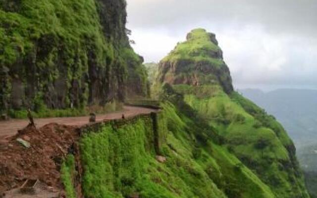 2Bhk Hlc Bungalow Malshej Ghat