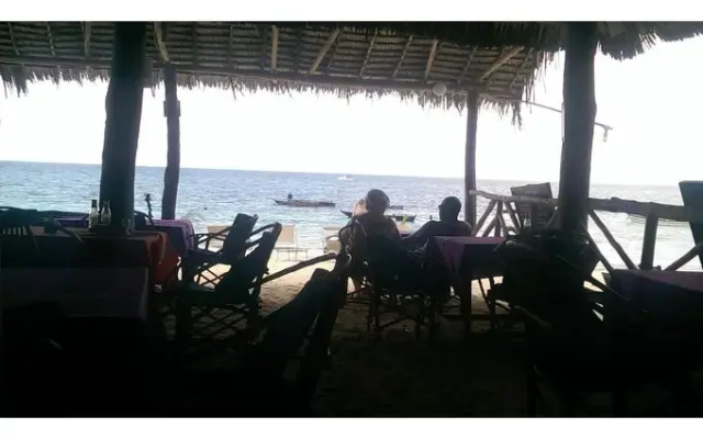 Union Beach Bungalows