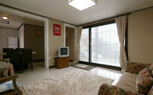 Yangyang Guesthouse Pension