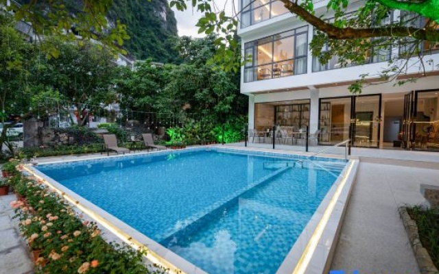 Yangshuo Rain Falls Forest homestay – Outside – Guilin