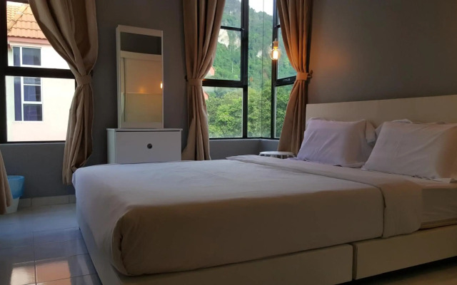 Tulip Hotel
